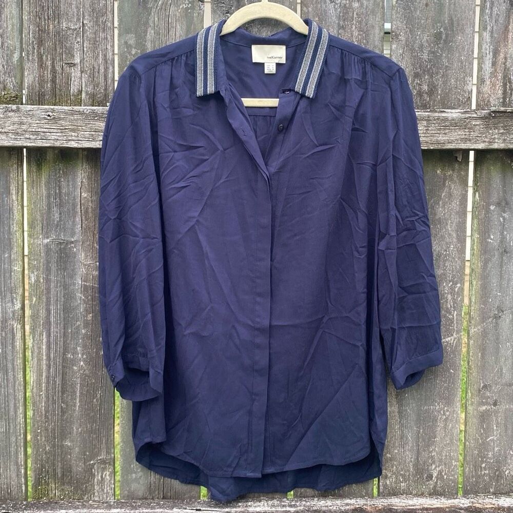 The Korner Navy Embellished‎ Collar Button a down | XL